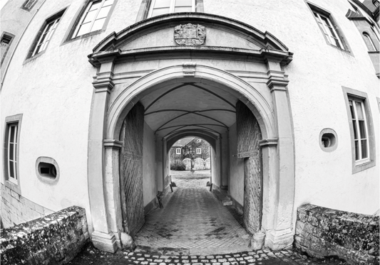 Echoes of Stone - Pascals.Photo